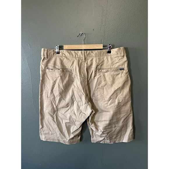 Volcom Mens Khaki Chino Shorts Size 38 - Picture 2 of 3